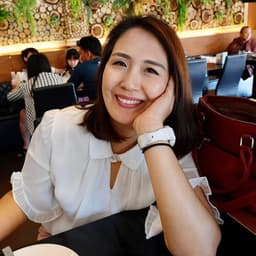 นาง วันวิภา ป่นศุภวัชร